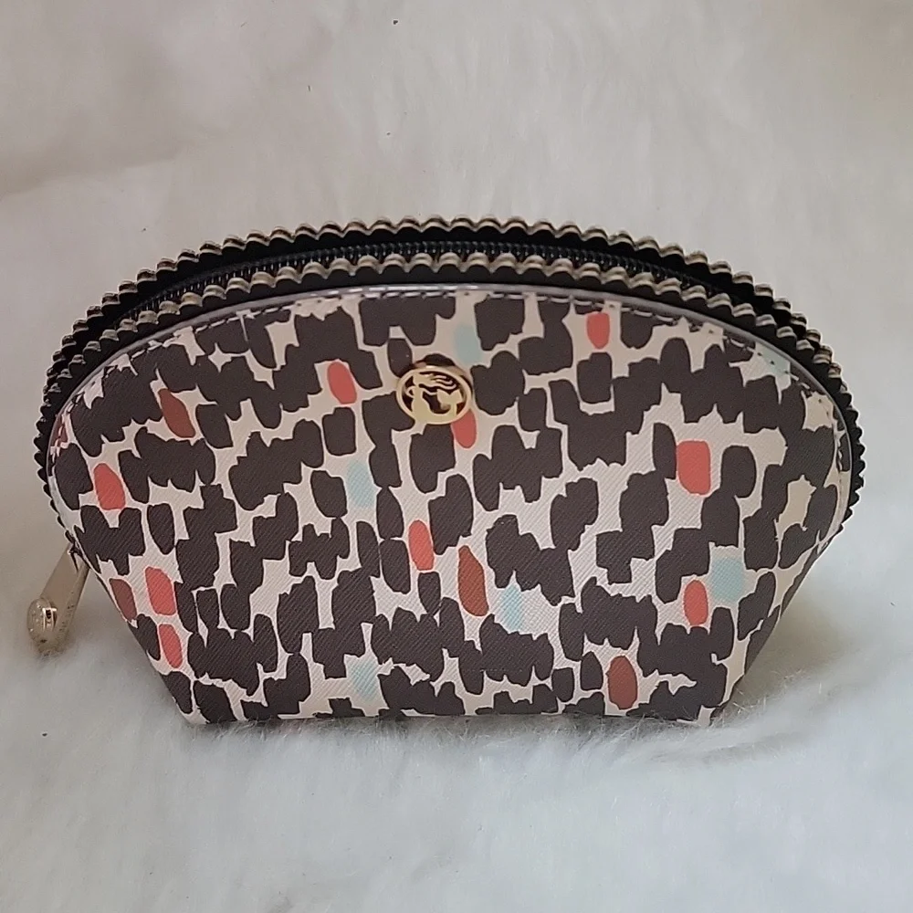 SPARTINA Retreat Clam Shape Gray Scallop Edge Zip Boho Make Up Beauty Travel Bag